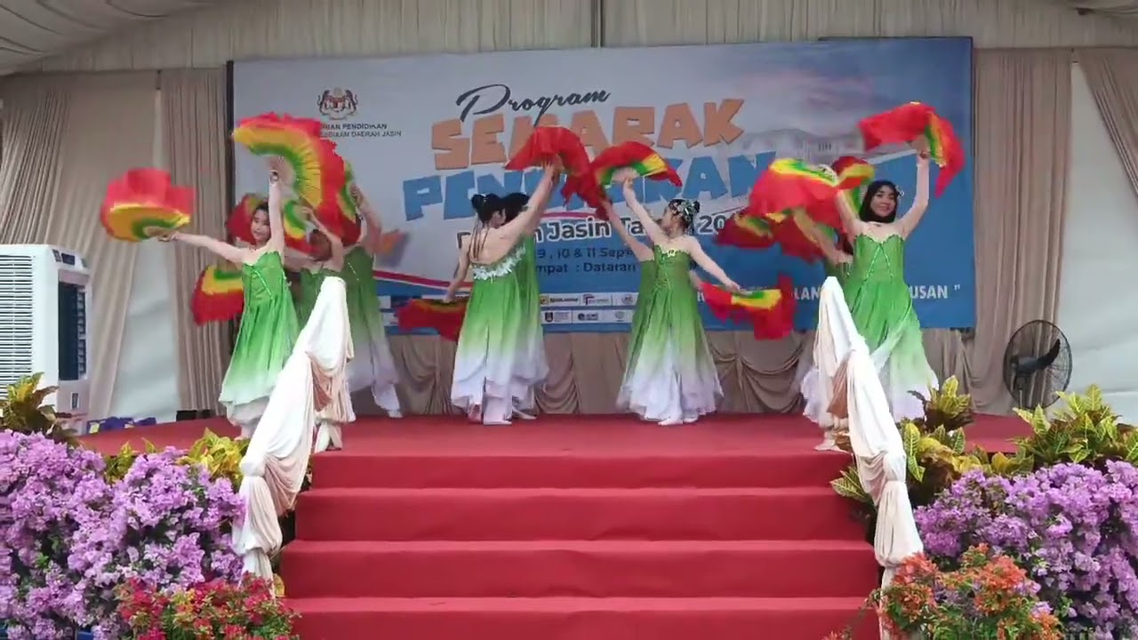 Pertandingan Tarian: Program Semarak Pendidikan Daerah Jasin 2025
