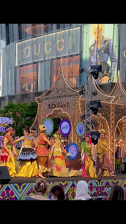 SONGKRAN Thai Dance 💦: Ep01s4 - Thailand’s Central Region Traditional Thai Dance #shorts