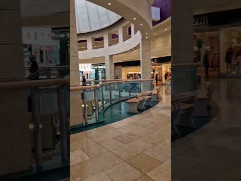 Video: Wo ist das Einkaufszentrum Bluewater?