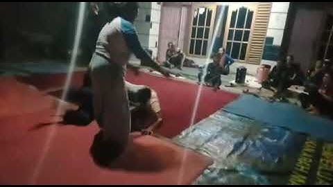 kerasukan macan putih