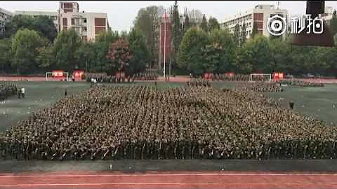 領導別開槍是我:武科大城市學院1600名大一女生軍訓綵排，超震撼！ - 天天要聞