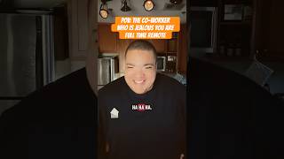 Download Lagu Perspectief: De collega die jaloers is omdat je volledig vanuit huis werkt #werkdynamiek #werkdra... MP3