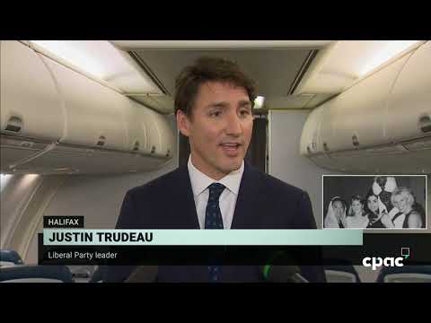 Video: Justin Trudeau Costume Photo