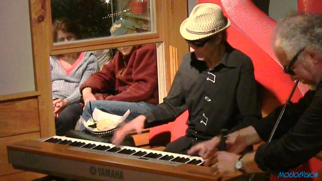 David Maxwell with Steady Rollin' Bob Margolin Live @ Slater's 9/13/14