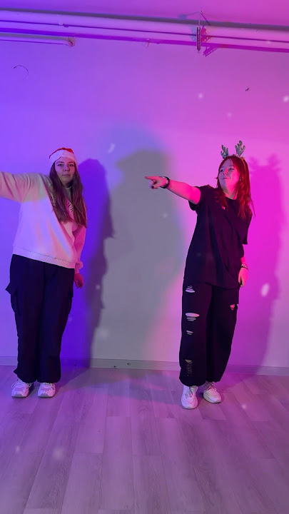 Merry Christmas everybody 🎅🏻 #merrychristmas #recommended #kpop #coverdance #newyear #newyear2025