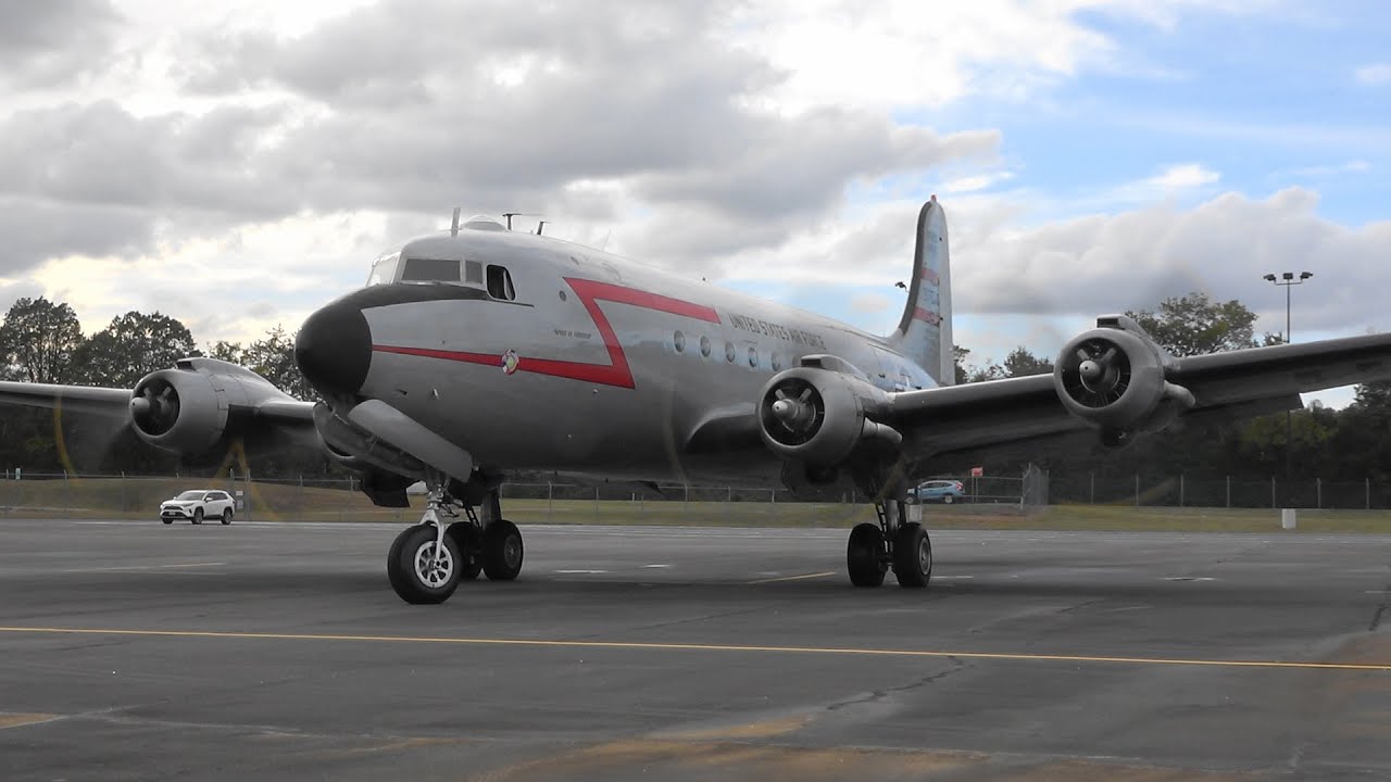 Douglas C-54 Skymaster start-up and departure from Culpeper Air Fest 2025