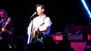 CHRIS ISAAK - Running down the road and Can&#39;t do a thing