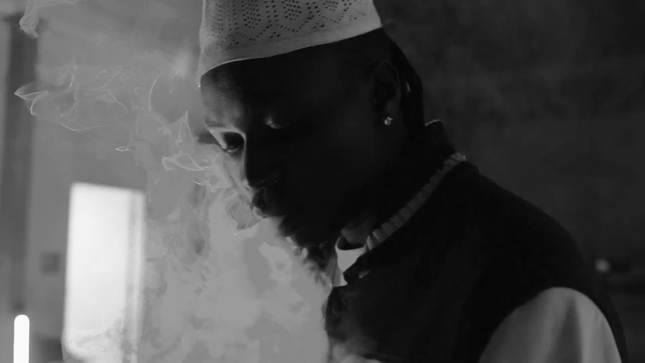 在 YouTube 上觀看「SOLOCHULO - UNDEFEATED」 在 YouTube 上觀看「SOLOCHULO - UNDEFEATED」