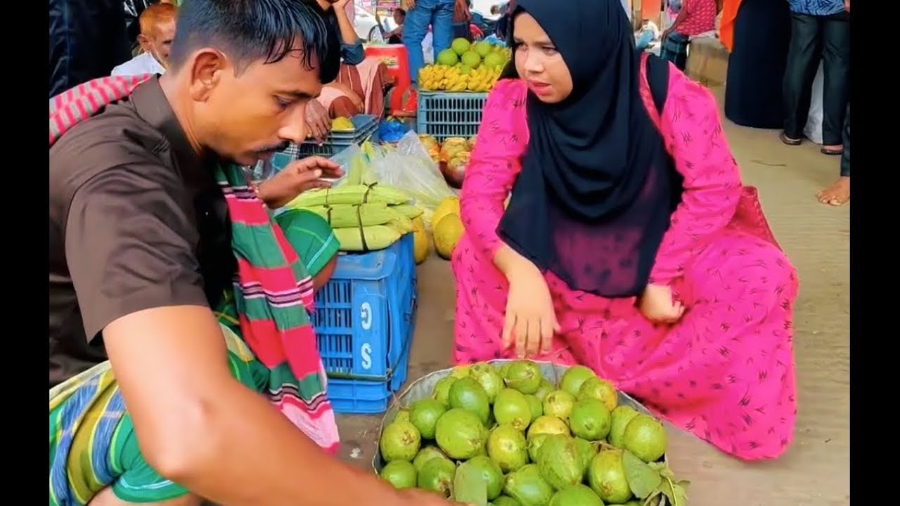 বিনোদন পেতে ভিডিও দেখুন। 