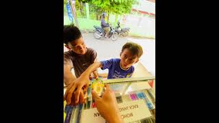 calculating buyers  #usa #funnyshorts  #america #usashorts