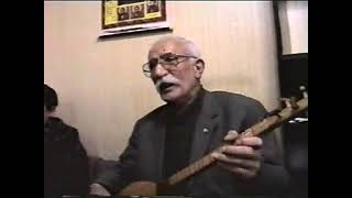 Hak yoluna gidenlerin asa olsam ellerine / Seyrani Baba