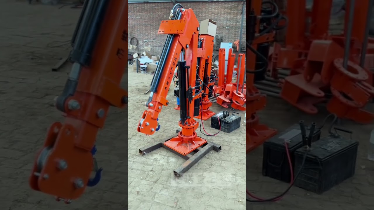 Vehicle-mounted Small Crane  Remote Control Hydraulic Crane. 