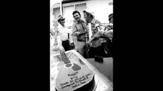 Video thumbnail of "Jerry Reed - A Piece of Cake (instrumental)"