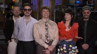 Snl Host Connor Storrie, Mumford & Sons And Sarah Make Out