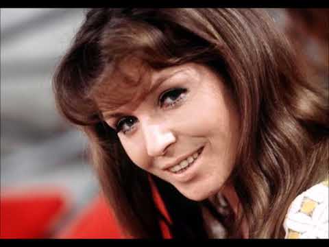 Was Kann Schöner Sein (Que Sera, Sera)  -   Manuela
