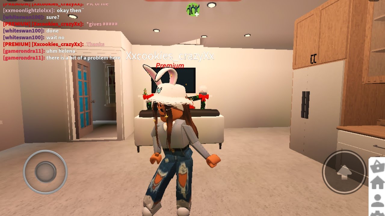 We built an aesthetic mansion for someone in bloxburg! || Duck Vibes ||