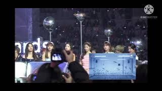 TWICE reaction to BTS  GLOBAL ARTIST VCR MMA 2017