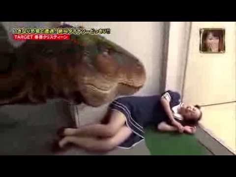 japanese-dinosaur-prank