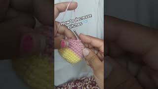 Learn crochet stitch decreasing in easy steps 🧶✨ Perfect for shaping your crochet projects!