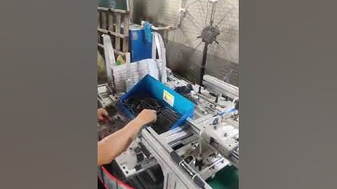 Automatic Flocking Hanger Rubber Shoulder Intalling Machine