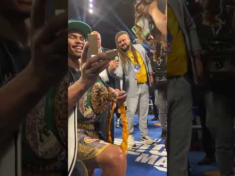 Shakur Stevenson Proposes to Long Time Girlfriend #shorts
