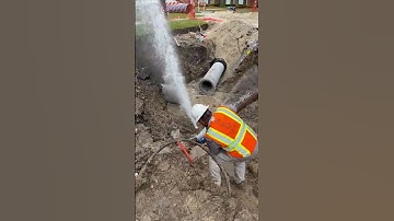 High Pressure Water Main Repair || ViralHog