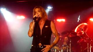 SEBASTIAN BACH - I&#39;M ALIVE  Live in ny. 2011