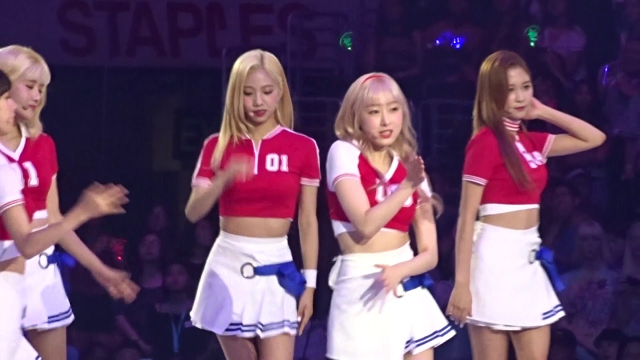 KCON LA 2017-Cosmic Girls(WJSN) Secret(Fancam)