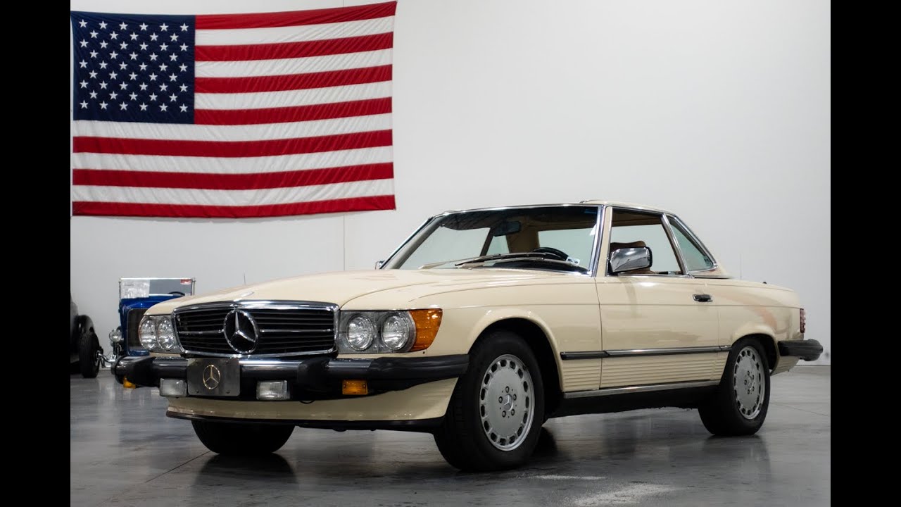 1986 Mercedes-Benz 560SL | GR Auto Gallery