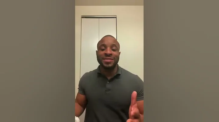 At Home Face Shaving with Barber John Cotton Gillette SkinGuard