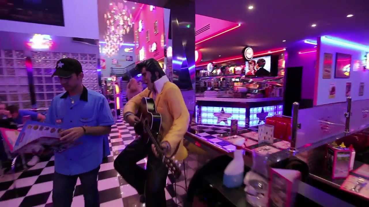 Devenez franchisé Memphis Coffee - diners américains