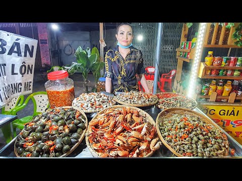 Video Chị Đẹp Bán Ốc Vỉa Hè Càng Ghẹ Đá Siêu To Cam Kết Một... - youtube