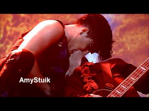 Video: Tommy Joe Ratliff and Adam Lambert: the kiss that shocked the world