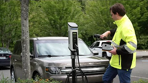 Performing a grounding protection pre-test with the FEV100