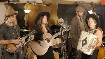 The Barn Swallows - "Born For This World" (Live at The Garage)