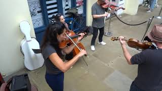 Sounds of London - Street musicians perform Vivaldi Summer (The Four Seasons) - Covent Garden Piazza