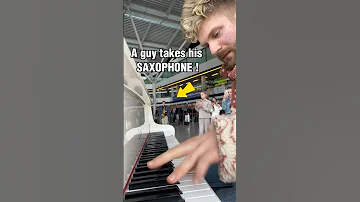 I met a SAXOPHONIST at the AIRPORT 🎷🎹   #pianocover #pianotutorial #pianomusic #saxophone