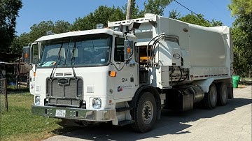 City of Gainsville: Autocar ACX Labrie Automizer Helping Hand! 