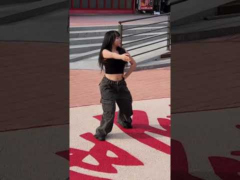 Kpop&amp;<strong>amp</strong>;JHKTV]Majesty in hongdae kpop dance#I AM#IVE 메이저스티 홍대케이팝댄스#아이엠#<strong>아이브</strong> #쇼츠 #shorts
