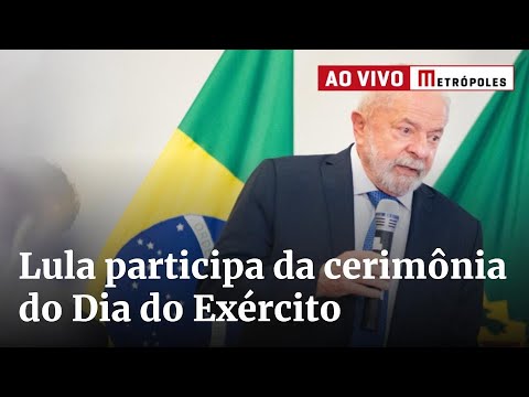 Lula participa da cerimônia do Dia do Exército