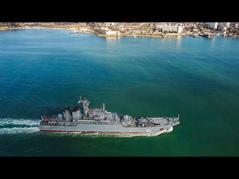 Заход отряда больших десантных кораблей ВМФ России в Севастополь