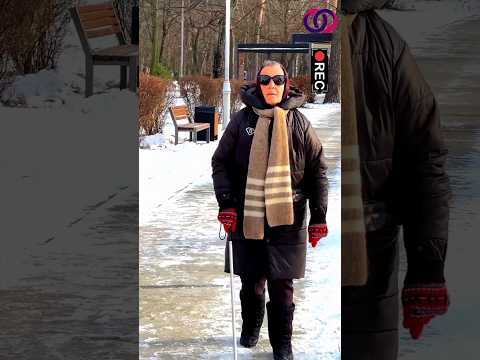 لن تصدق ماذا فعل هذا الكلب مع السيدة الكفيفة شاهد ماذا حدث 