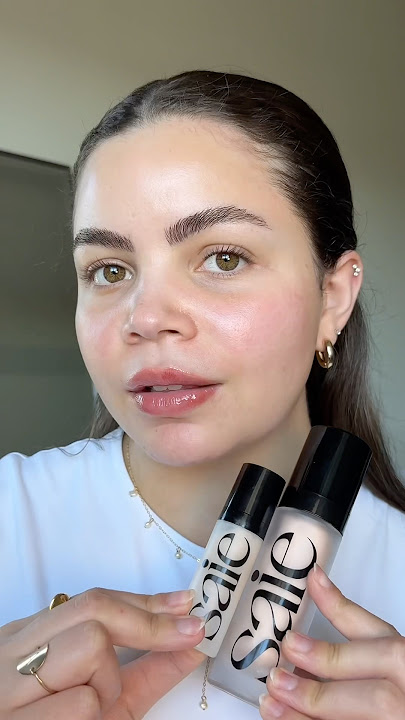 STARGLOW VS WARMGLOW ⭐️🕯️ which Saie Glowy Super Gel is your favorite?! #saiebeauty #glowyskin