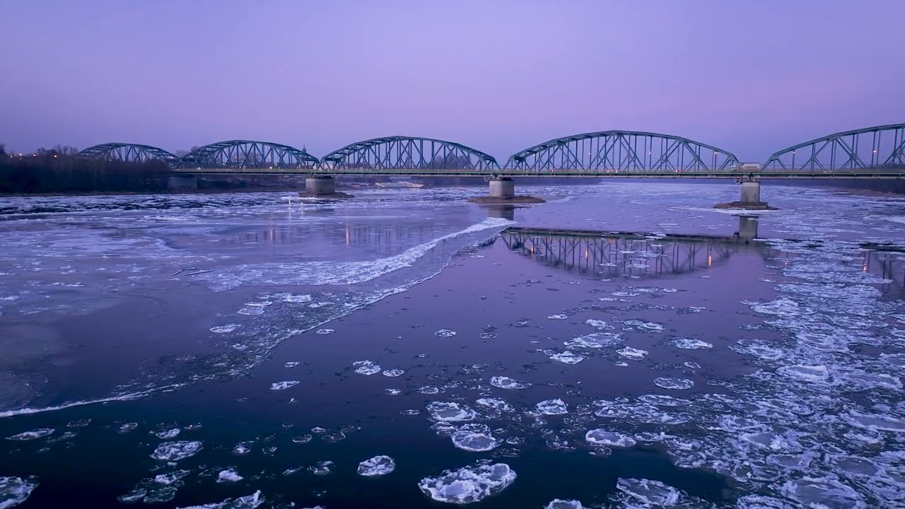 Vistula River Poland Winter Ice Jan 2026. Sunset and evening.