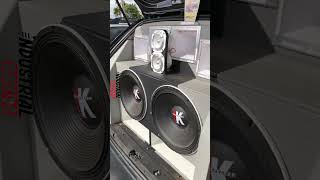 Som forte na Palio Weekend 🪵 #caraudiofabrication #caraudio #woofer #loudspeakers #somautomotivo