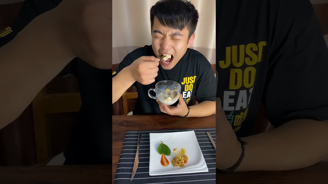 Funyfood Poor Barbecue Shorts 48