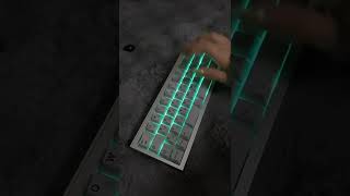 Your All White Keyboard #gamingkeyboard #customkeyboard #thockykeyboard