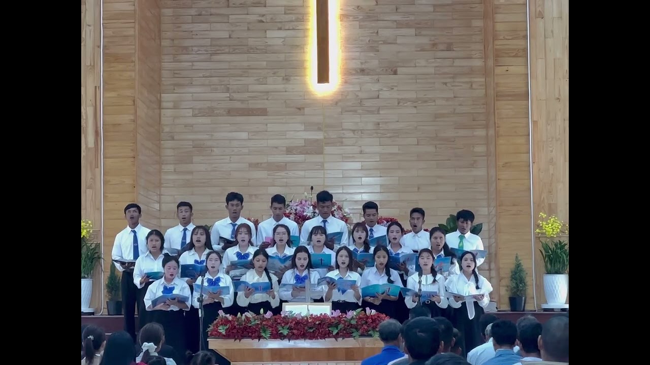 Thánh Ca “Ân Điển” ban hát Thanh Niên Chi Hội Kon Đố Đạ Tế