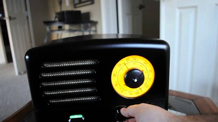 2012 Tesslor Tube Radio with "Magic" Tuning Eye