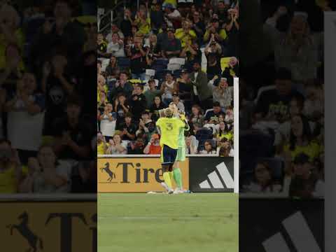 Joe said no 2️⃣x 🧤#MLS #NashvilleSC #Nashville #goalie #goalkeeper